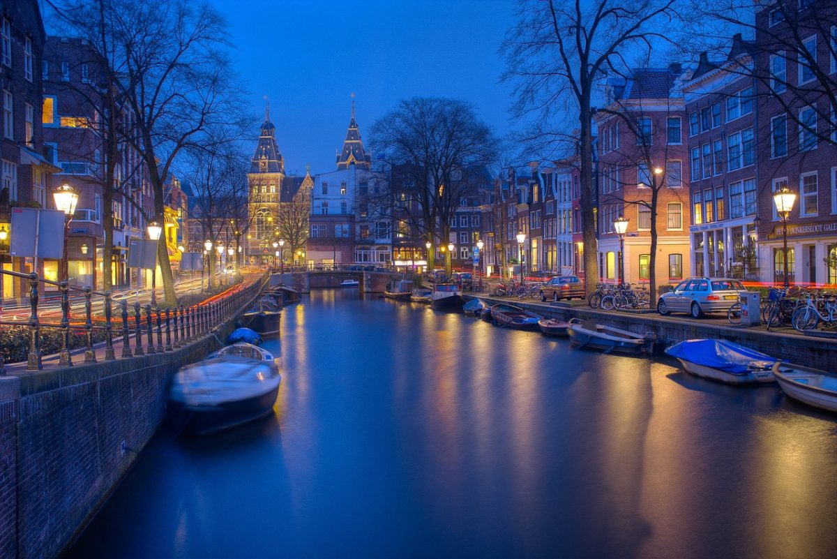 Amsterdam zpáteční letenky od 1.128 Kč