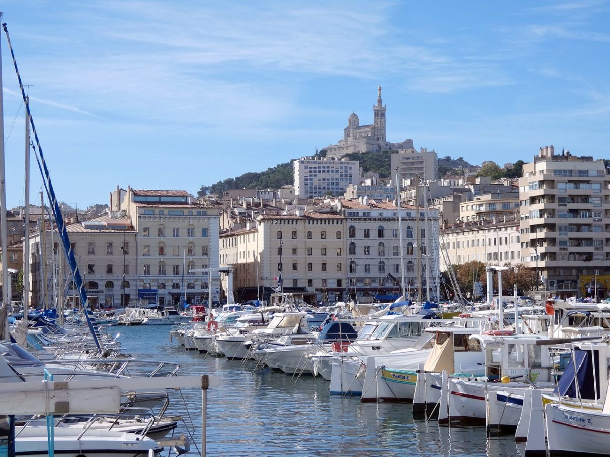 Marseille zpáteční letenky za 358 Kč