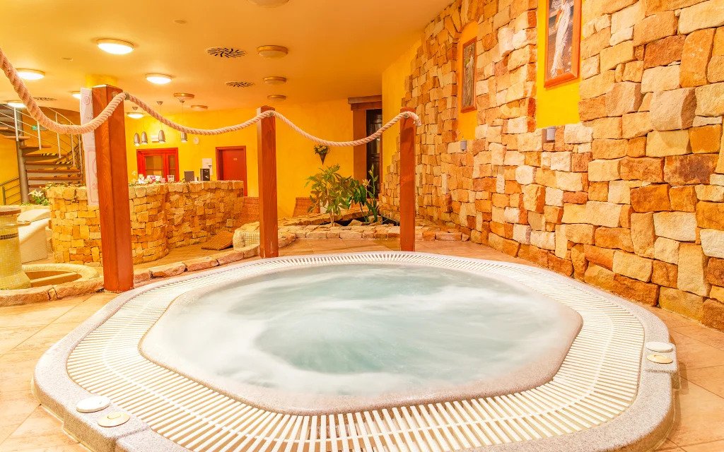 Sleva 40% – Krkonoše s neomezeným wellness a polopenzí pro 2 osoby od 3.490 Kč