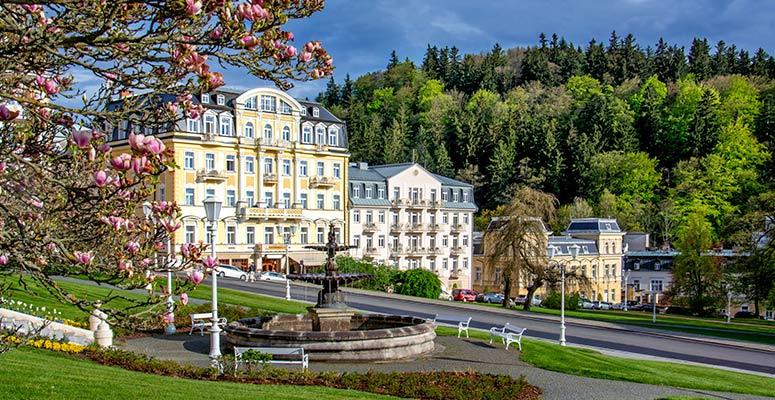 Sleva 40% – Ozdravný pobyt v Mariánských Lázních s polopenzí pro 2 osoby od 2.290 Kč