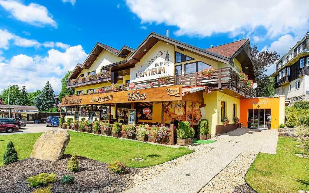 Sleva 40% – Harrachov s wellness, procedurami, polopenzí pro 2 osoby od 4.199 Kč